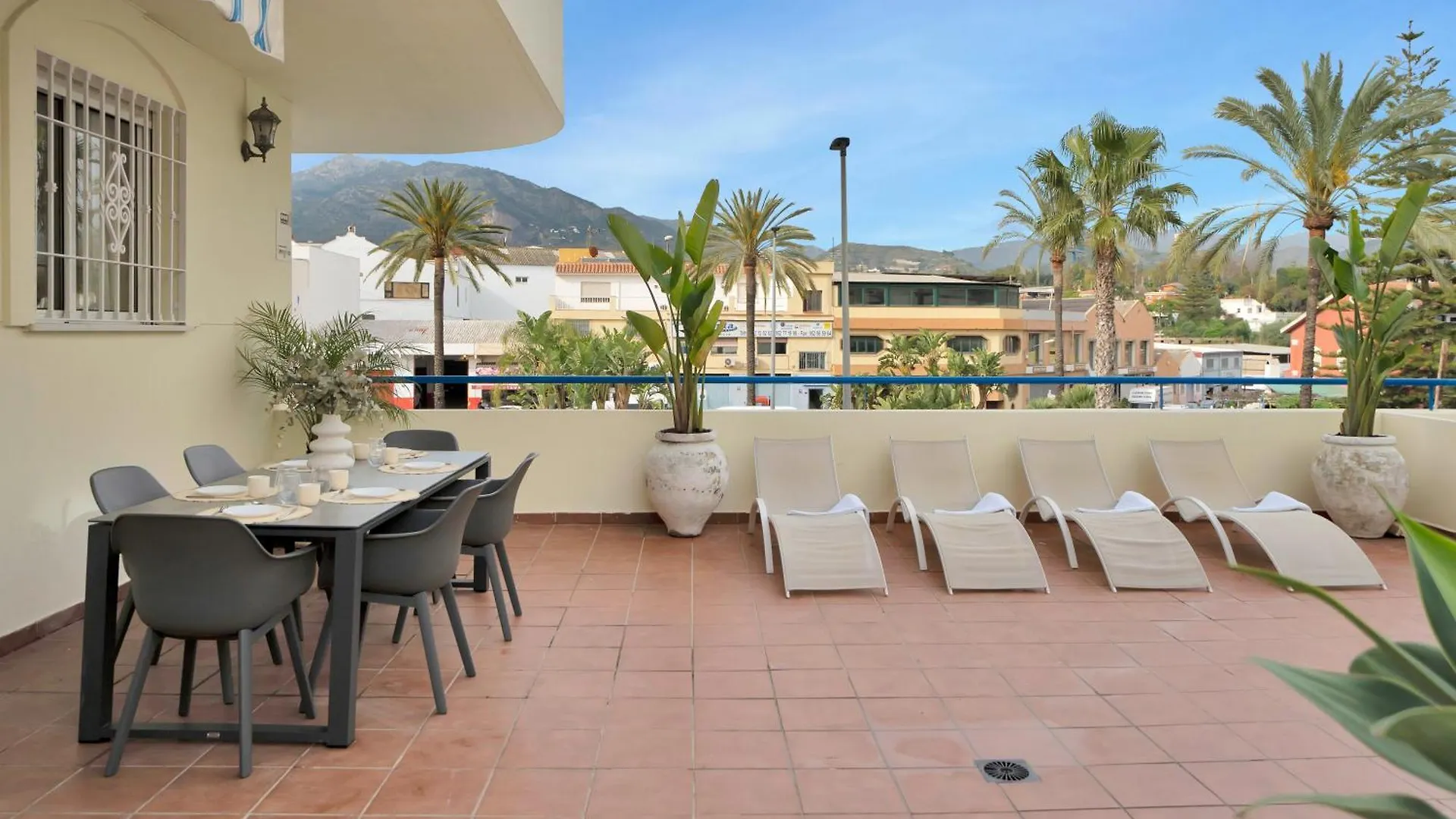 Marbella Beachfront - Exclusivo Apartamento En Primera Linea De Playa