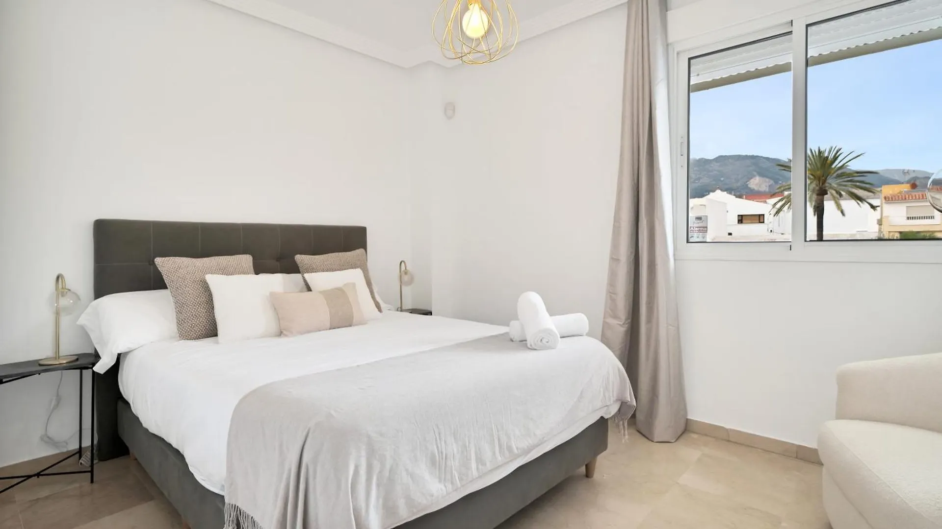 Marbella Beachfront - Exclusivo Apartamento En Primera Linea De Playa 0*,